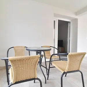 sandy-beach-apartments-ljubac-zadar.hotelinzadar.com/