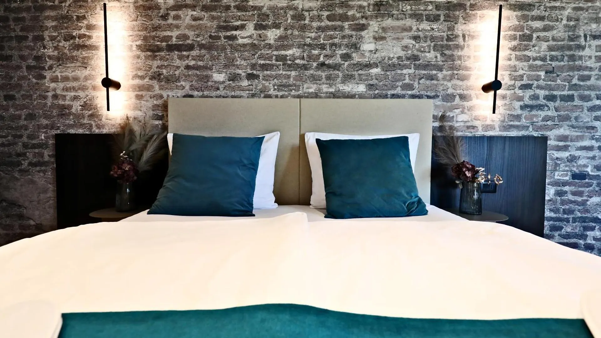 Arena Prestige Rooms Pula 0*,  Croatia
